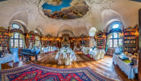 Отель Zeilinger Schlössl  Книттельфельд